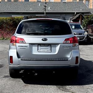 2013 Subaru Outback 2.5i Premium   - Photo 4 - San Jose, CA 95110