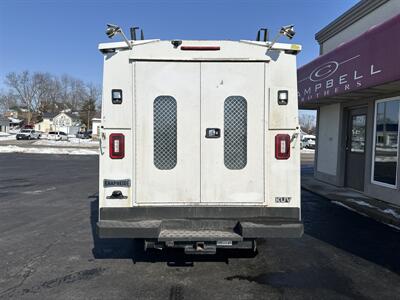 2019 Chevrolet Express 3500 - Photo 7 - Rushville, IN 46173