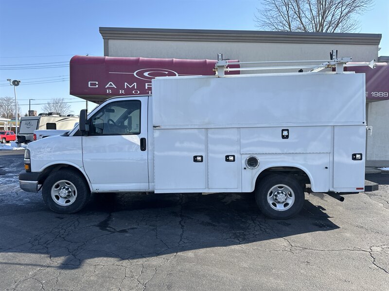 2019 Chevrolet Express 3500   - Photo 1 - Rushville, IN 46173