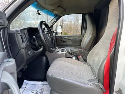2013 Chevrolet Express 3500   - Photo 9 - Rushville, IN 46173