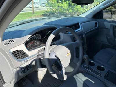 2017 Chevrolet Traverse LS   - Photo 10 - Rushville, IN 46173