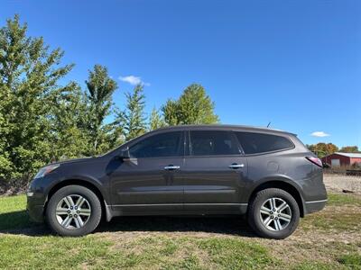 2017 Chevrolet Traverse LS   - Photo 1 - Rushville, IN 46173