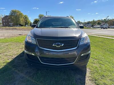 2017 Chevrolet Traverse LS   - Photo 3 - Rushville, IN 46173