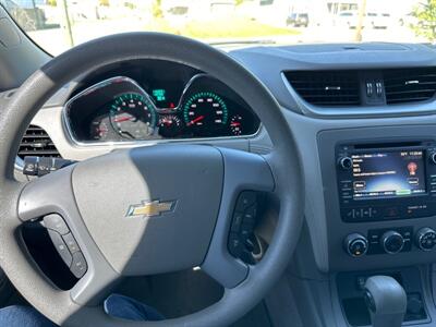 2017 Chevrolet Traverse LS   - Photo 16 - Rushville, IN 46173