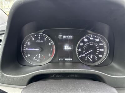 2017 Hyundai ELANTRA Limited   - Photo 11 - Rushville, IN 46173