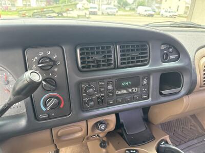 2000 Dodge Ram 1500 ST   - Photo 13 - Rushville, IN 46173