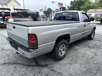 2000 Dodge Ram 1500 ST   - Photo 6 - Rushville, IN 46173