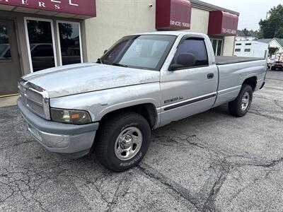 2000 Dodge Ram 1500 ST   - Photo 2 - Rushville, IN 46173
