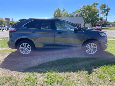 2020 Ford Edge SEL   - Photo 5 - Rushville, IN 46173