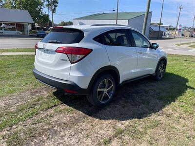 2022 Honda HR-V EX   - Photo 6 - Rushville, IN 46173