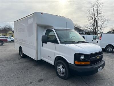 2015 Chevrolet Express Commercial Cutaway Box Van   - Photo 4 - Rushville, IN 46173