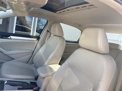 2013 Volkswagen Passat TDI SE   - Photo 10 - Rushville, IN 46173