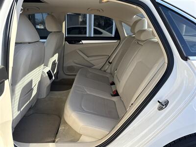 2013 Volkswagen Passat TDI SE   - Photo 11 - Rushville, IN 46173