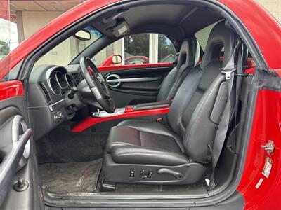 2004 Chevrolet SSR LS   - Photo 10 - Rushville, IN 46173