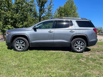 2022 GMC Acadia SLT  