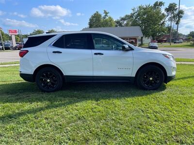 2020 Chevrolet Equinox LT   - Photo 5 - Rushville, IN 46173