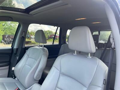 2020 Honda Pilot EX-L   - Photo 11 - Rushville, IN 46173