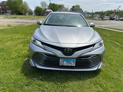2020 Toyota Camry XLE   - Photo 3 - Rushville, IN 46173