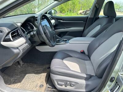 2020 Toyota Camry XLE   - Photo 9 - Rushville, IN 46173