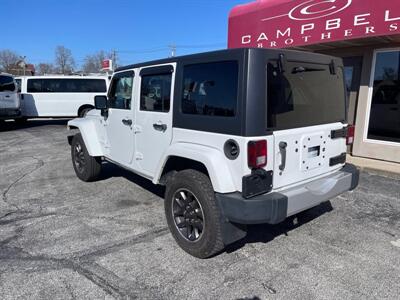 2014 Jeep Wrangler Unlimited Sahara   - Photo 8 - Rushville, IN 46173