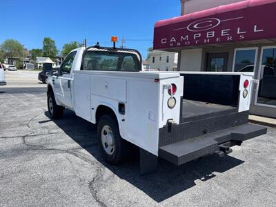2008 Ford F-350 XL   - Photo 8 - Rushville, IN 46173