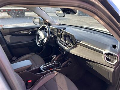 2024 Chevrolet Trailblazer LT   - Photo 12 - Rushville, IN 46173