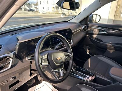 2024 Chevrolet Trailblazer LT   - Photo 9 - Rushville, IN 46173