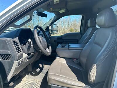 2017 Ford F-350 Super Duty XL   - Photo 11 - Rushville, IN 46173