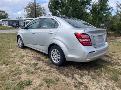 2019 Chevrolet Sonic LS Auto   - Photo 8 - Rushville, IN 46173