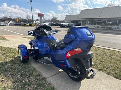 2012 CanAm Spyder RT SE5   - Photo 4 - Rushville, IN 46173
