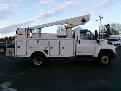 2004 GMC C4500 4500 Base - Photo 13 - Rushville, IN 46173