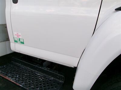 2004 GMC C4500 4500 Base - Photo 16 - Rushville, IN 46173