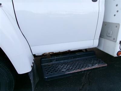 2004 GMC C4500 4500 Base - Photo 17 - Rushville, IN 46173