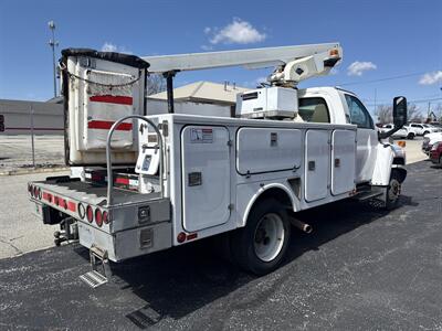 2004 GMC C4500 4500 Base - Photo 6 - Rushville, IN 46173