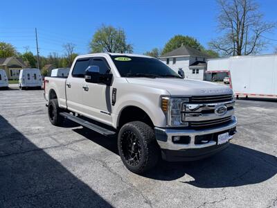 2019 Ford F-350 Super Duty Lariat   - Photo 4 - Rushville, IN 46173