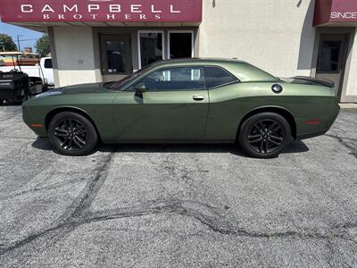 2019 Dodge Challenger SXT Coupe