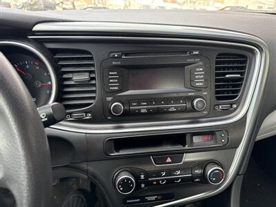 2014 Kia Optima LX   - Photo 8 - Rushville, IN 46173