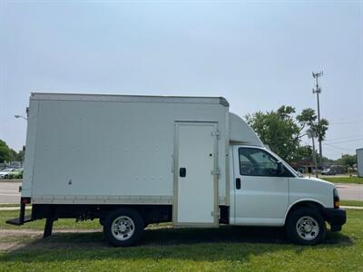 2018 Chevrolet Express 3500   - Photo 5 - Rushville, IN 46173