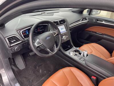 2019 Ford Fusion Hybrid Titanium   - Photo 9 - Rushville, IN 46173