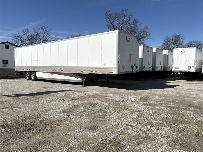2013 Wabash National Semi Trailer   - Photo 1 - Rushville, IN 46173