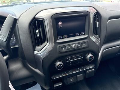 2020 Chevrolet Silverado 1500 Custom   - Photo 12 - Rushville, IN 46173