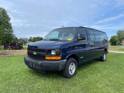 2004 Chevrolet Express 3500   - Photo 2 - Rushville, IN 46173