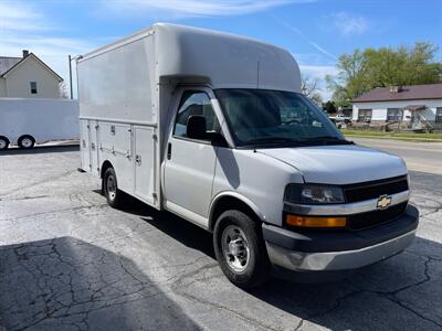 2017 Chevrolet Express 3500   - Photo 4 - Rushville, IN 46173