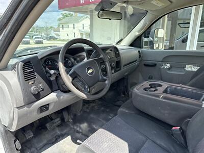 2014 Chevrolet Silverado 2500HD Work Truck   - Photo 10 - Rushville, IN 46173