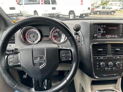 2019 Dodge Grand Caravan SXT   - Photo 17 - Rushville, IN 46173