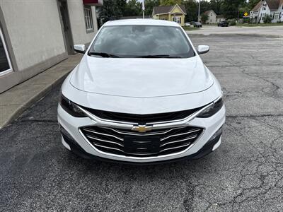 2023 Chevrolet Malibu LT   - Photo 3 - Rushville, IN 46173