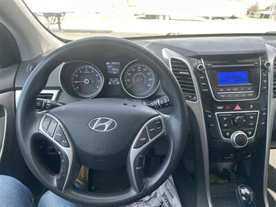 2017 Hyundai ELANTRA GT   - Photo 6 - Rushville, IN 46173