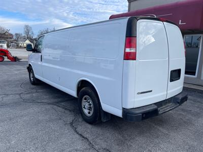 2018 Chevrolet Express 3500   - Photo 8 - Rushville, IN 46173