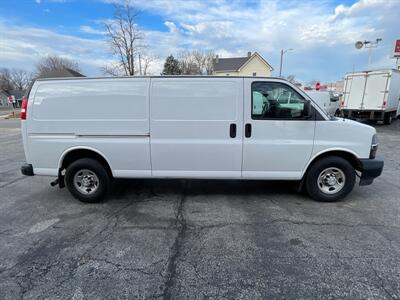 2018 Chevrolet Express 3500   - Photo 5 - Rushville, IN 46173