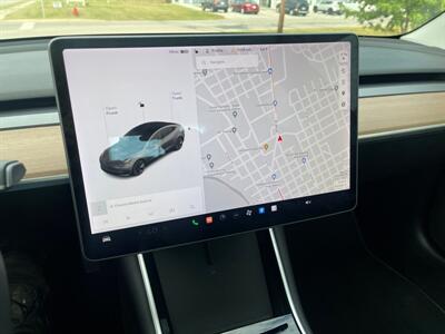 2019 Tesla Model 3 Long Range   - Photo 9 - Rushville, IN 46173